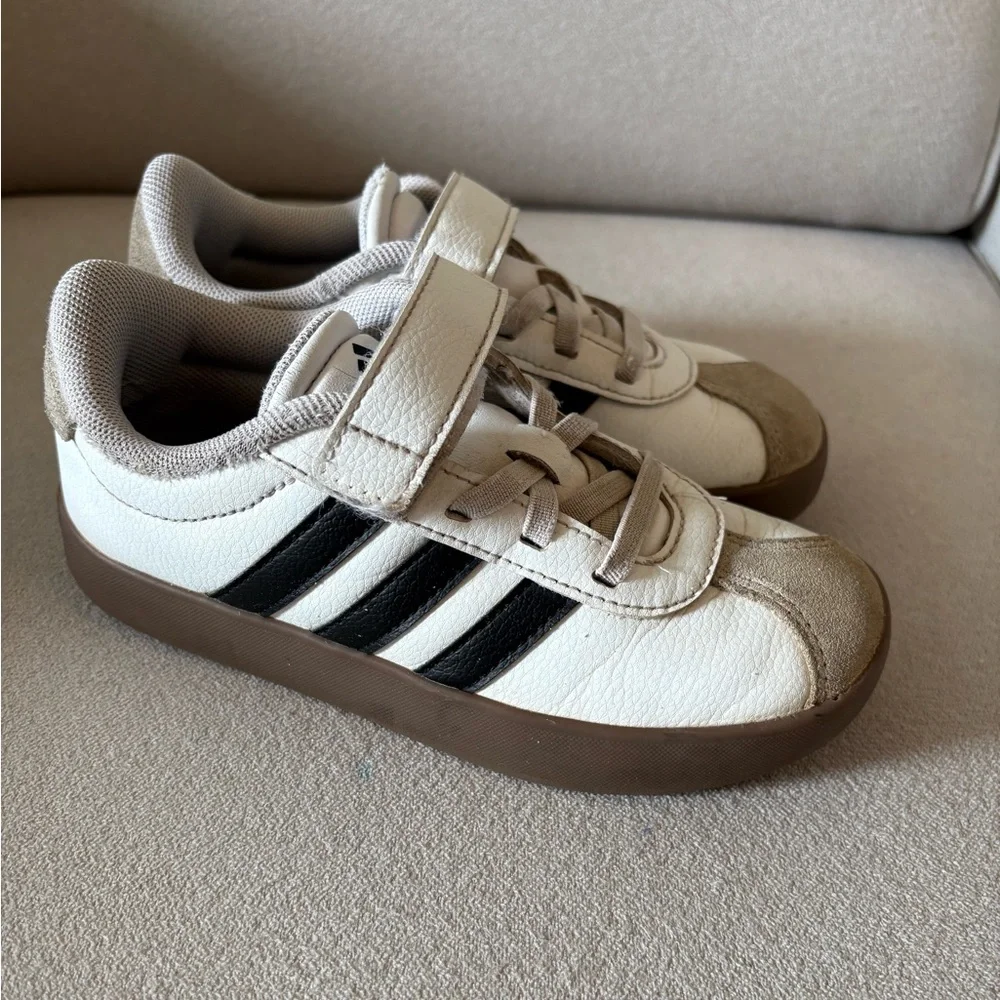 Adidas Court Sneakers - Picture 3 of 7